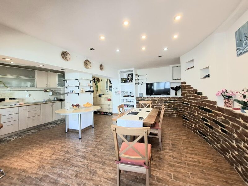 Colentina, 4 camere, 96 mp, renovat, utilat & mobilat.